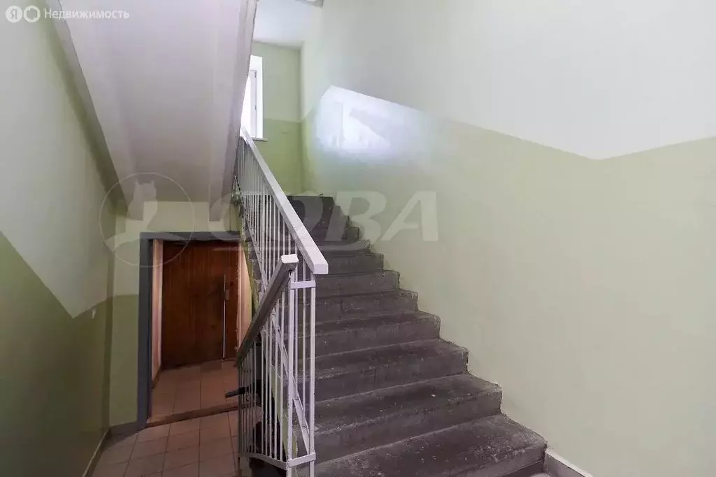 2-комнатная квартира: Тюмень, улица Жуковского, 84к1 (54 м) - Фото 1