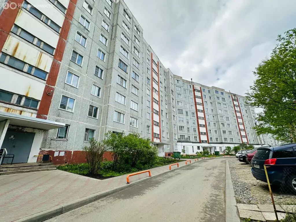 3-комнатная квартира: Киров, Солнечная улица, 31 (64.3 м) - Фото 1