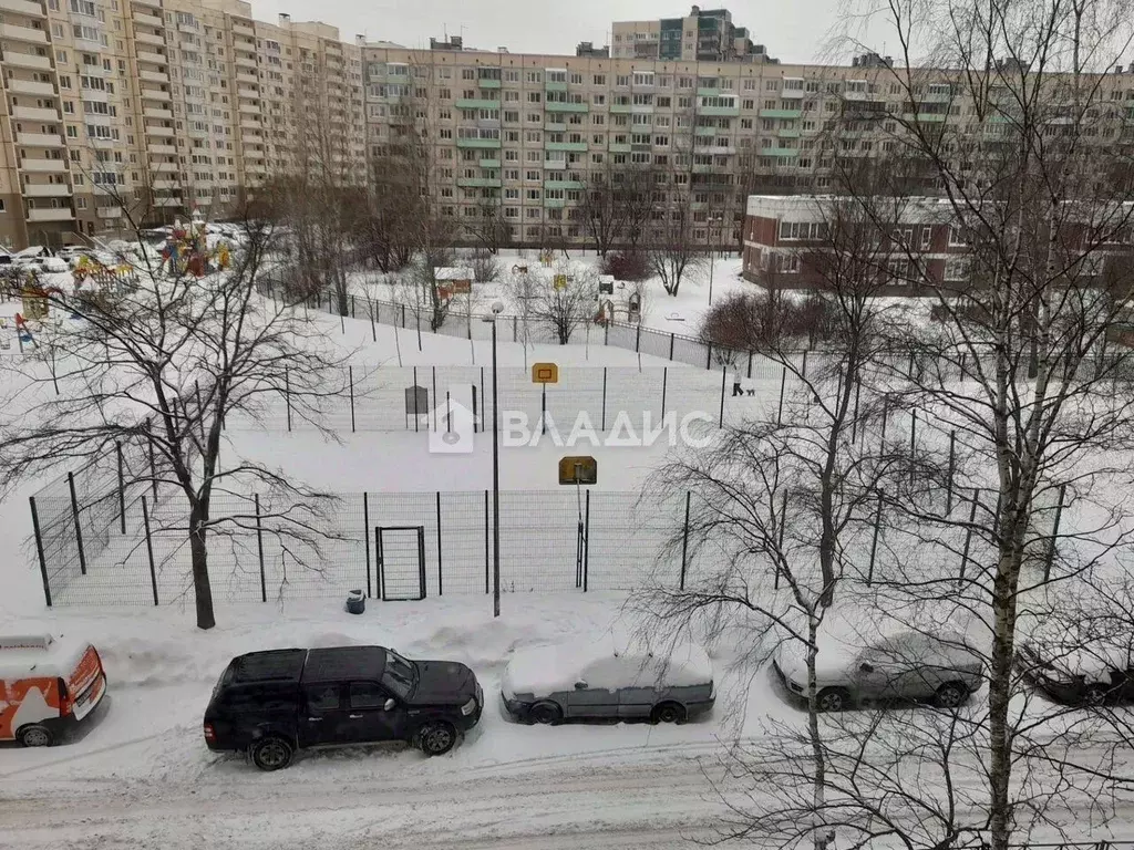 1-к кв. Санкт-Петербург ул. Коммуны, 26к1 (32.6 м) - Фото 0