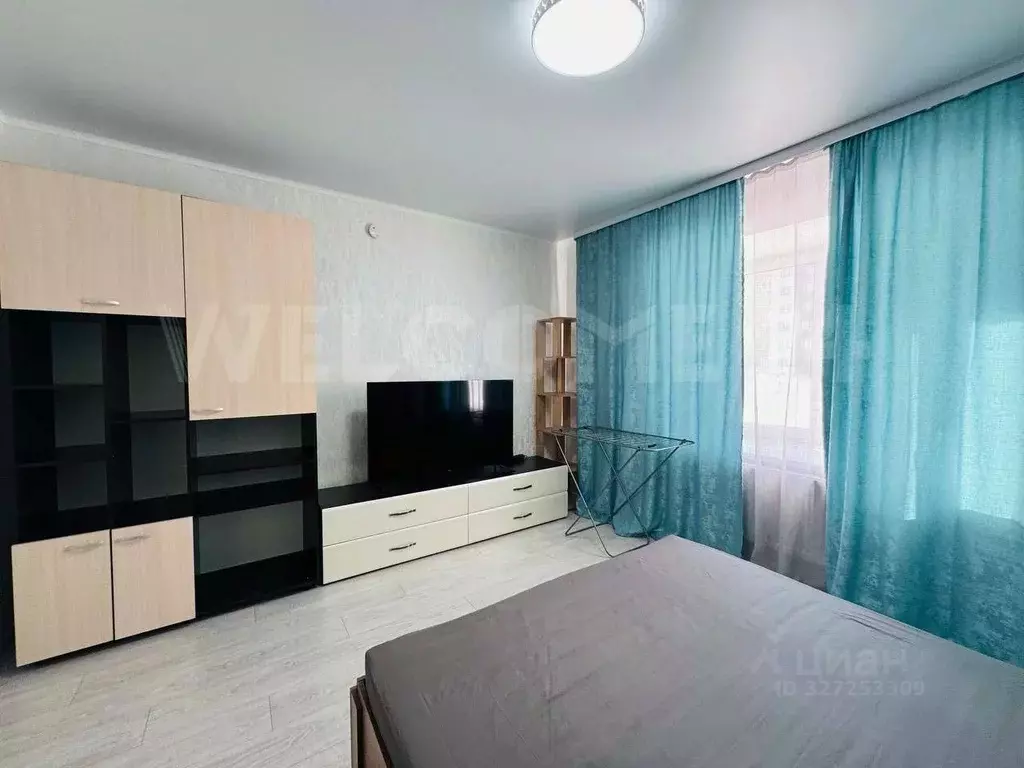 1-к кв. Белгородская область, Старый Оскол Степной мкр, 33Г (43.0 м) - Фото 2