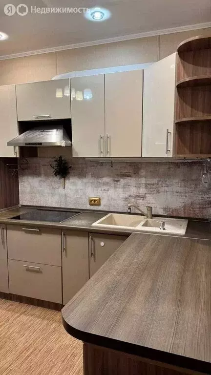 2-комнатная квартира: Тюмень, Лесопарковая улица, 13А (57 м) - Фото 1