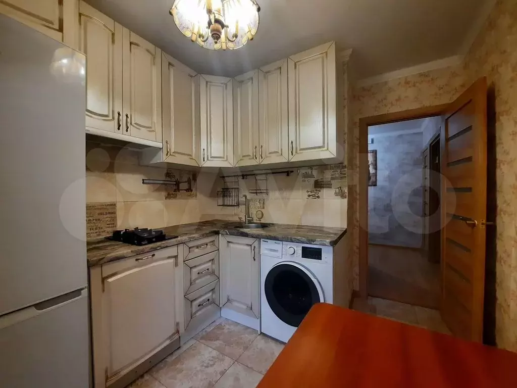 1-к. квартира, 35 м, 3/9 эт. - Фото 0