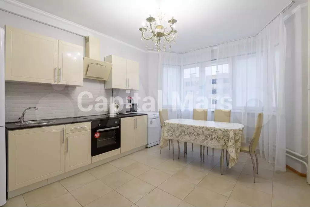 2-к. квартира, 60 м, 4/24 эт. - Фото 1