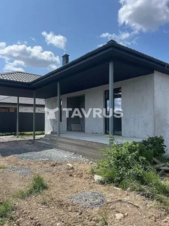 Дом в Крым, Симферопольский район, Добровское с/пос, с. Пионерское ул. ... - Фото 2