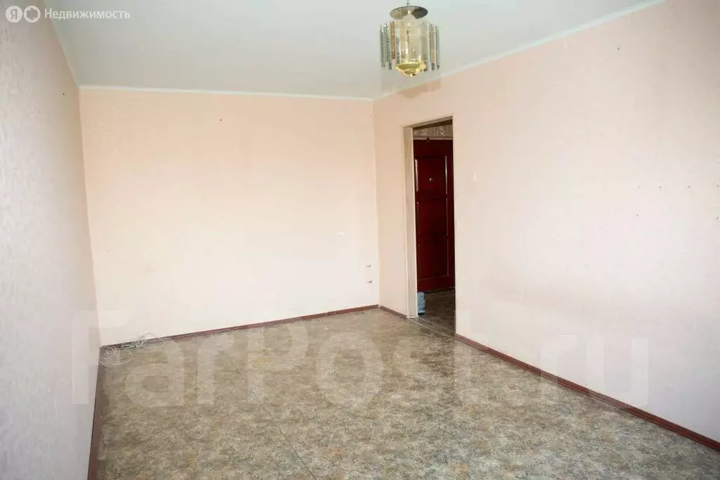 1-комнатная квартира: Артём, 1-я Рабочая улица, 74 (33 м) - Фото 1