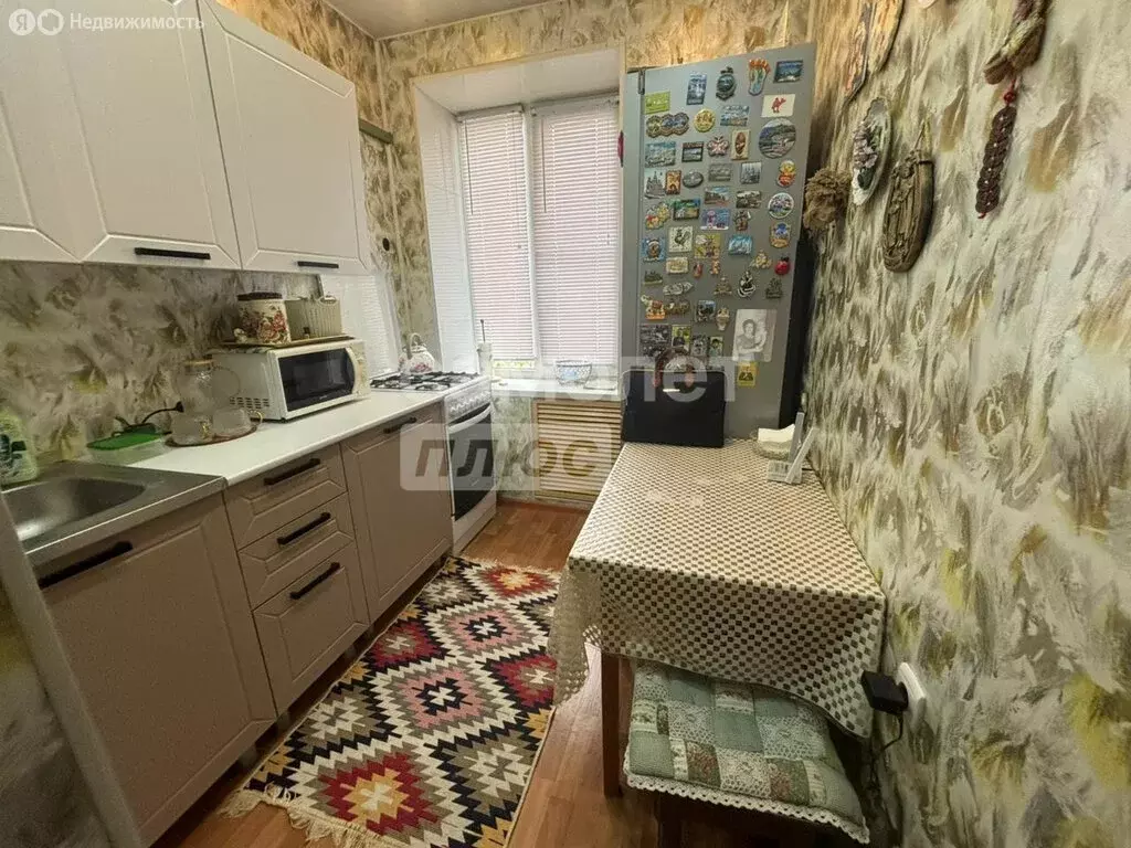 2-комнатная квартира: Астрахань, улица Ахшарумова, 68А (31.2 м) - Фото 0