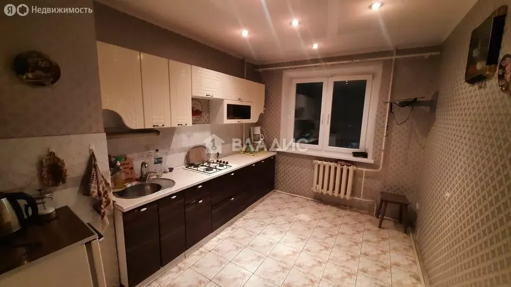 3-комнатная квартира: Ковров, улица Строителей, 22к2 (63 м) - Фото 0