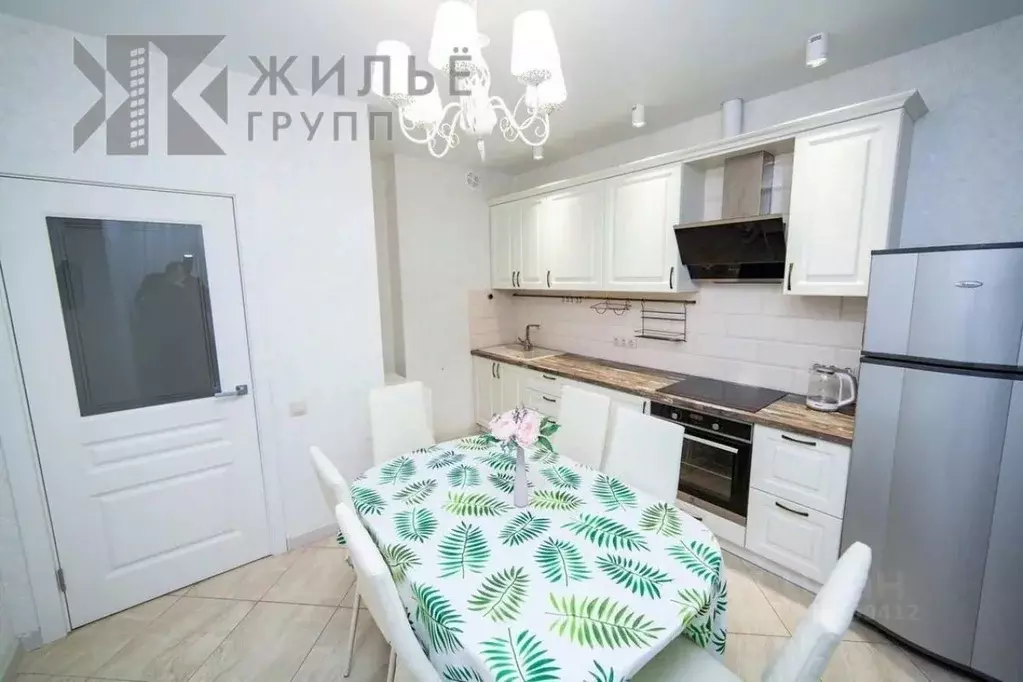 2-к кв. Татарстан, Казань ул. Аметьевская магистраль, 18к2 (65.0 м) - Фото 2