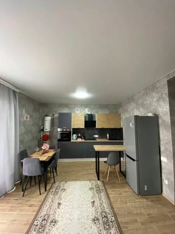 Дом в Краснодарский край, Динской район, Новотитаровская ст-ца ул. ... - Фото 1