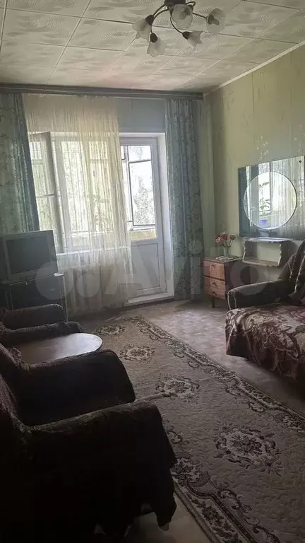 1-к. квартира, 32 м, 4/9 эт. - Фото 1