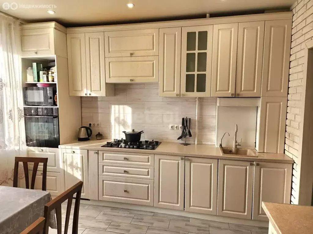 3-комнатная квартира: посёлок Большое Исаково, Уютная улица, 7 (74.8 ... - Фото 1