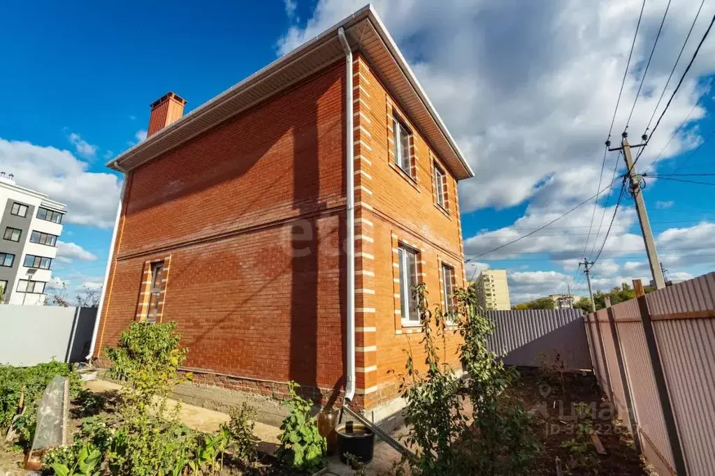 Дом в Ростовская область, Батайск ул. Клеверная (120 м) - Фото 1