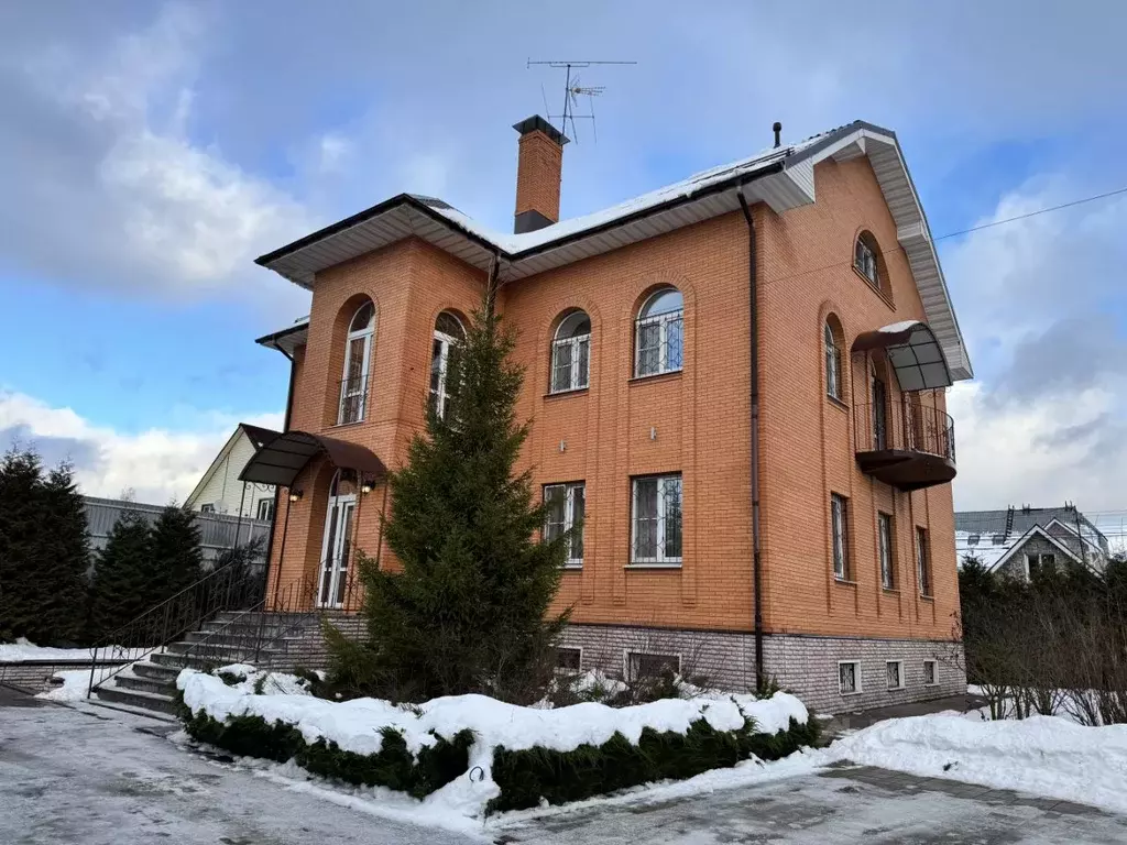 Дом в Московская область, Химки городской округ, д. Брехово  (550 м) - Фото 0