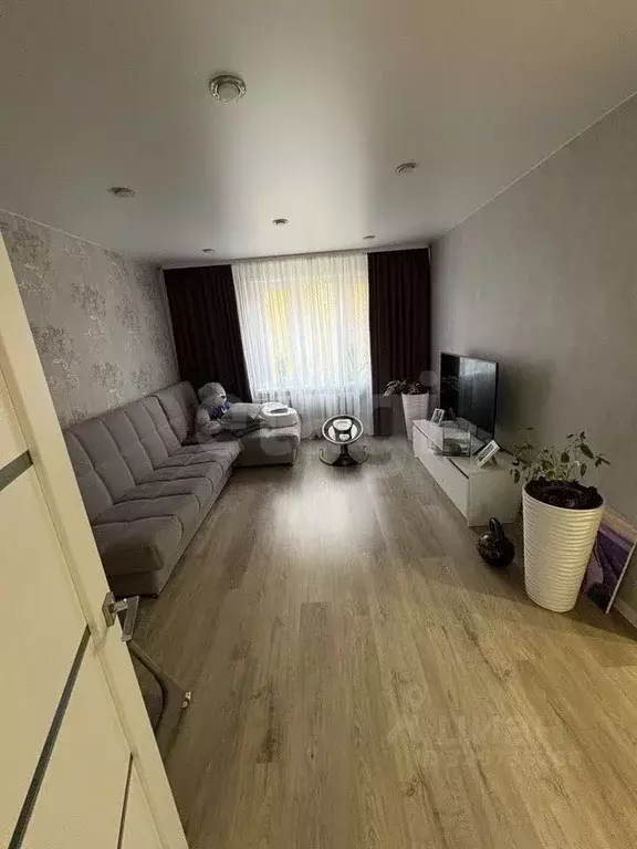 3-к кв. Удмуртия, Ижевск ул. Ворошилова, 60 (54.0 м) - Фото 1