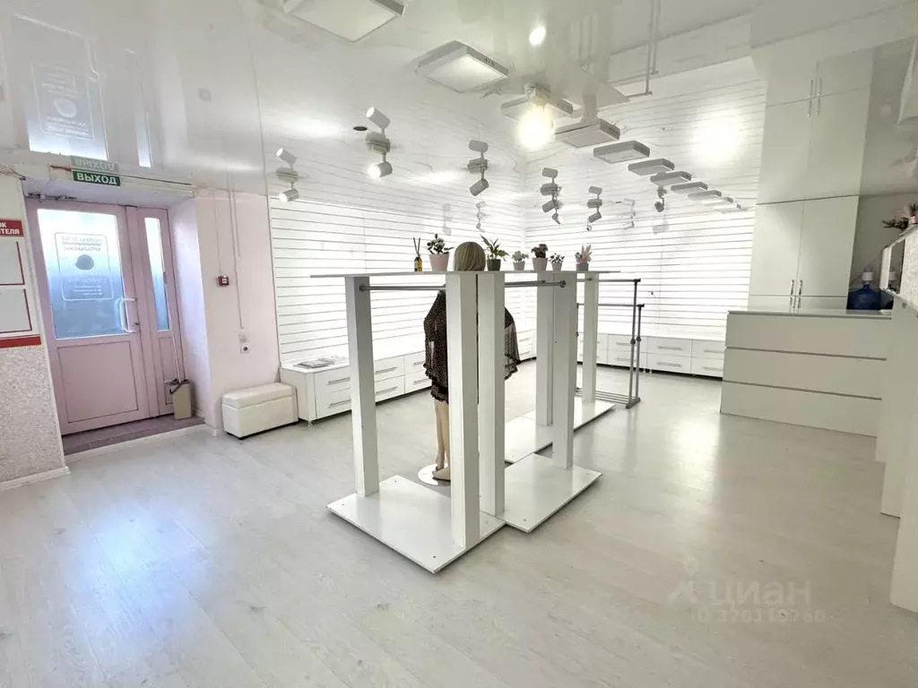 Торговая площадь в Севастополь ул. Очаковцев, 36 (50 м) - Фото 1