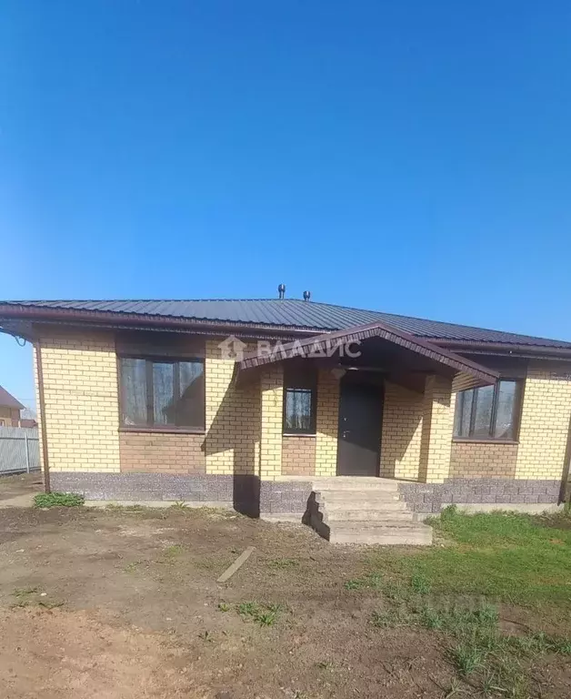 Дом в Башкортостан, Иглинский сельсовет, с. Иглино ул. Осьмухина (90 ... - Фото 1