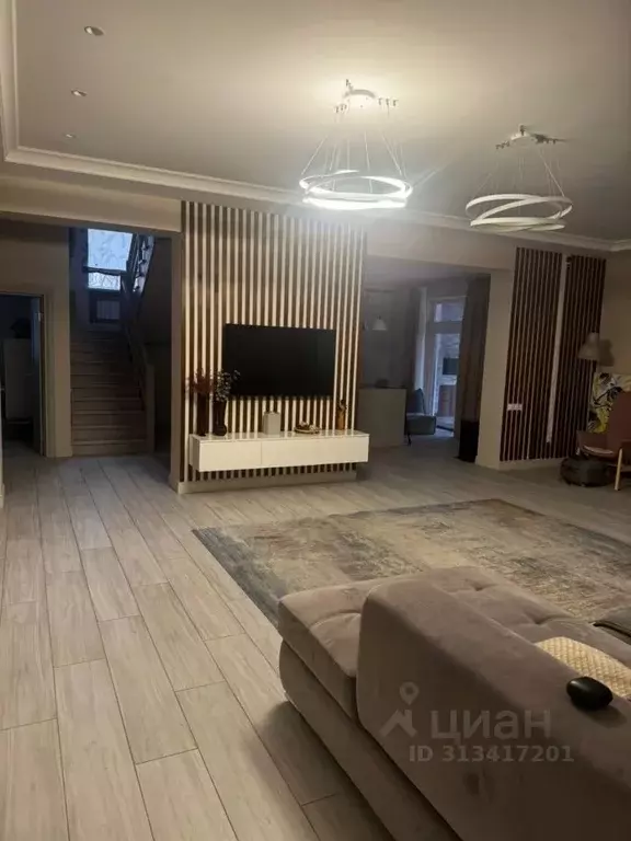 Коттедж в Самарская область, Самара просека 8-я (300 м) - Фото 1