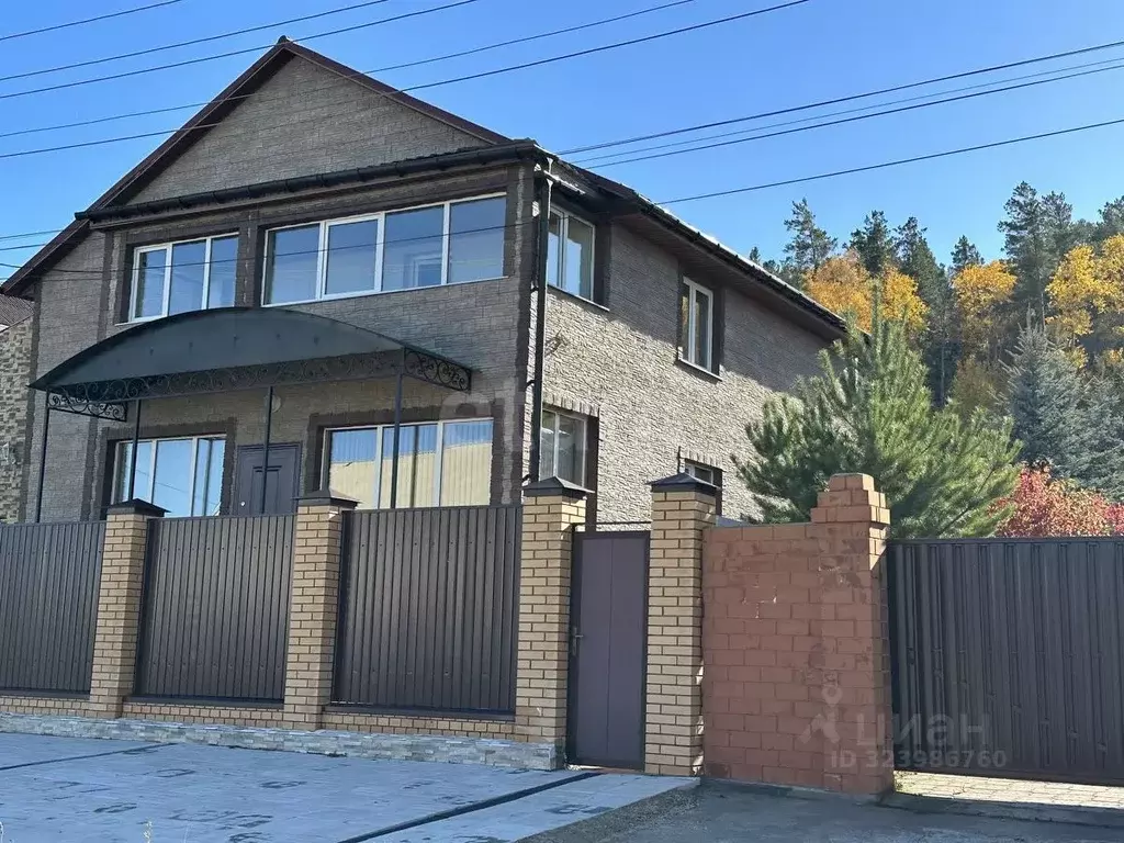 Дом в Иркутская область, Иркутск Лесной мкр, Верхняя ул. (247 м) - Фото 1