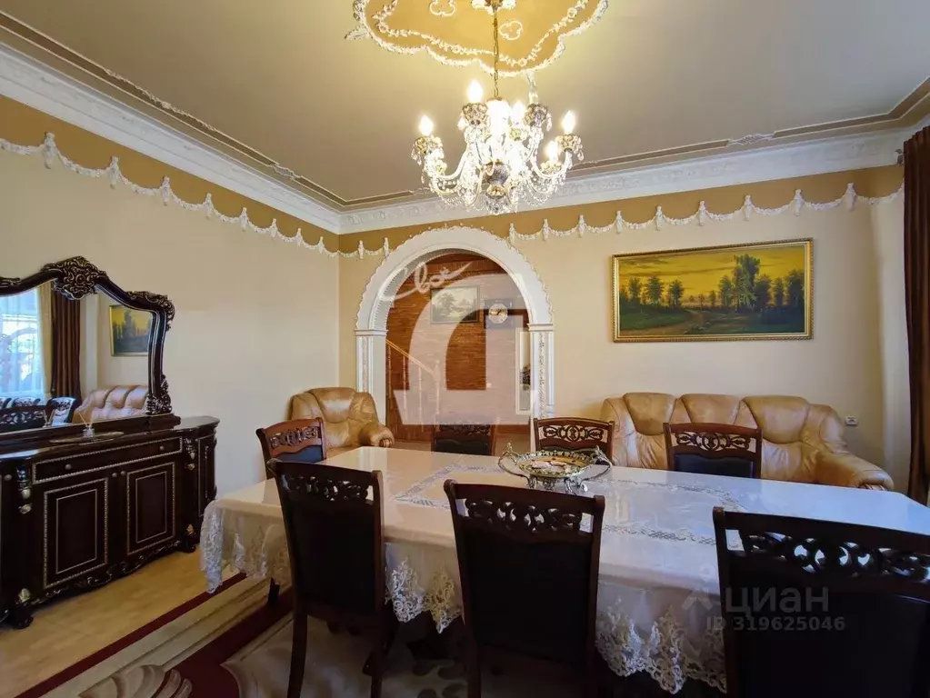 Дом в Краснодарский край, Краснодар пл. Главная городская (320 м) - Фото 1