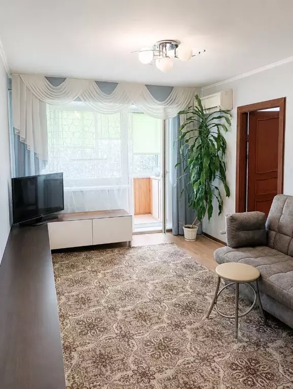 3-к кв. Самарская область, Тольятти ул. Мира, 110 (57.0 м) - Фото 1