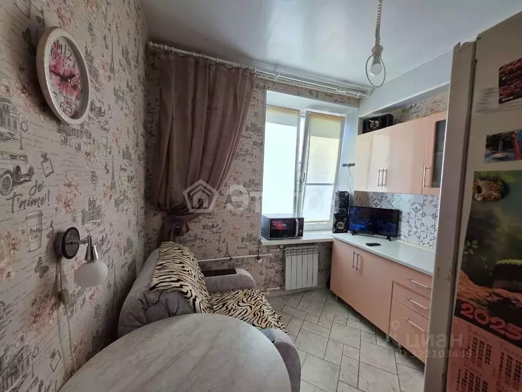2-к кв. Волгоградская область, Волгоград ул. Германа Титова, 8 (46.5 ... - Фото 0