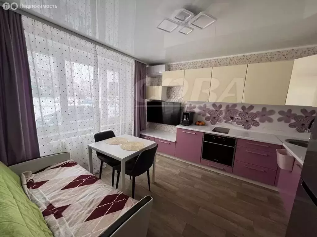 2-комнатная квартира: Тюмень, Широтная улица, 157 (66.5 м) - Фото 1