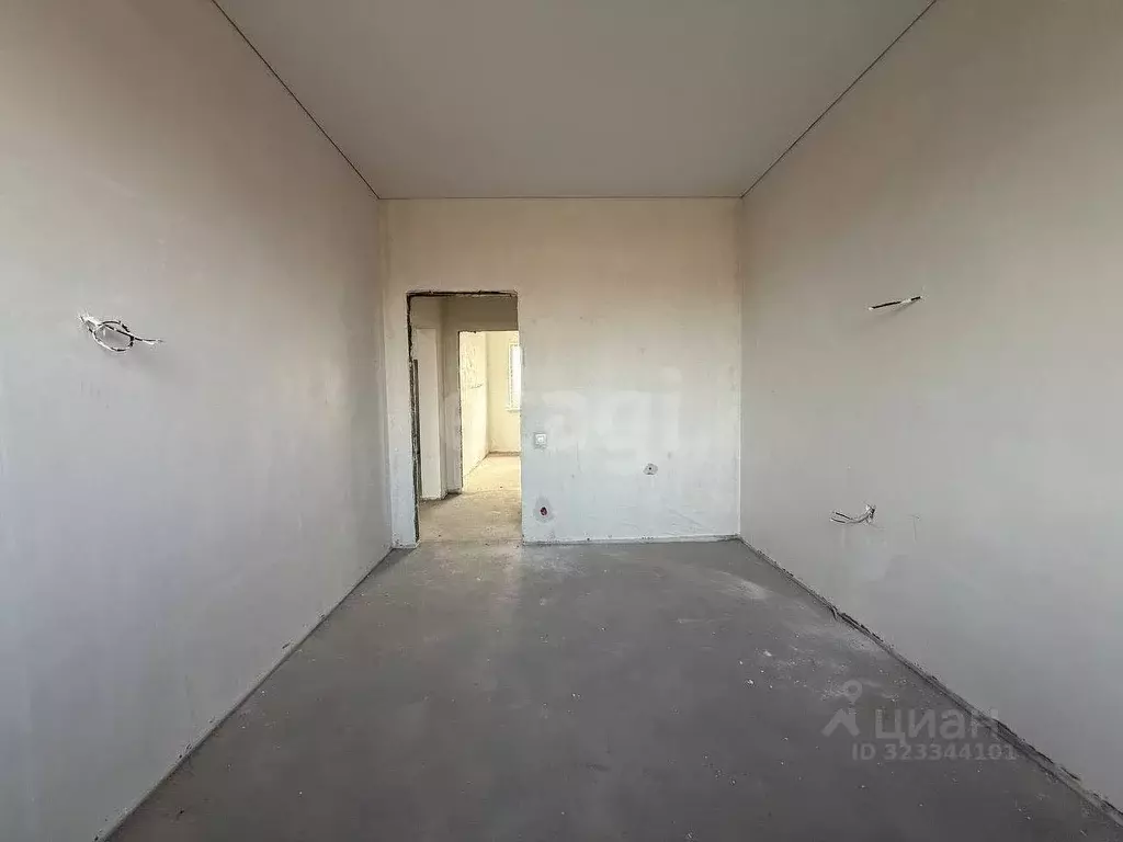 Дом в Оренбургская область, Оренбургский район, Сергиевский сельсовет, ... - Фото 1