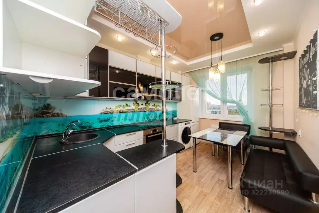 2-к кв. Пермский край, Пермь Уфимская ул., 10А (69.4 м) - Фото 1