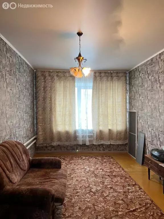 1-комнатная квартира: Ревда, улица Металлургов, 24 (35.6 м) - Фото 0