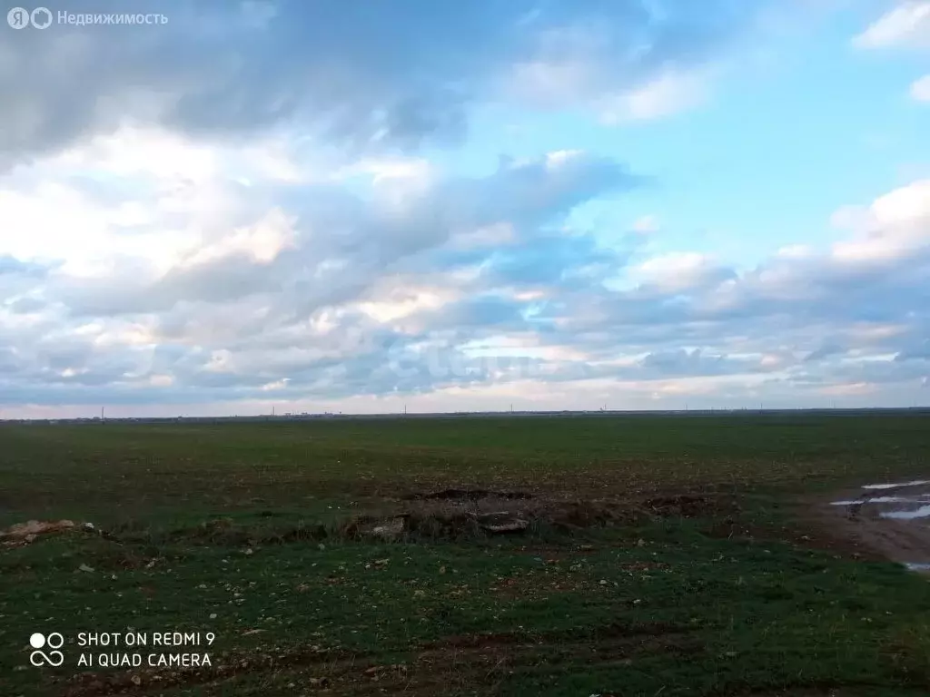 Участок в Сакский район, село Суворовское (2000 м) - Фото 0