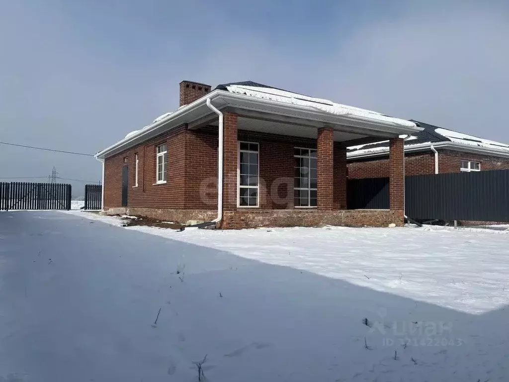 Дом в Ростовская область, Азовский район, Новоалександровка хут. ... - Фото 1