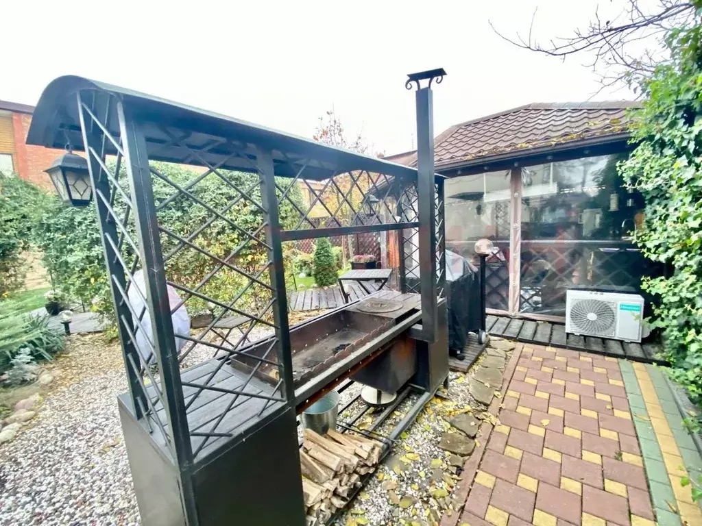 Дом в Ростовская область, Батайск Ленинградская ул. (280 м) - Фото 1