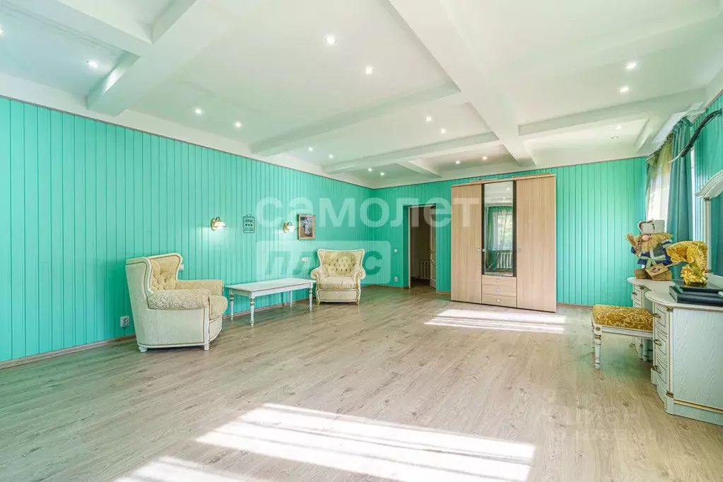 Дом в Пермский край, Пермь ул. 10-я Линия, 18 (887 м) - Фото 2