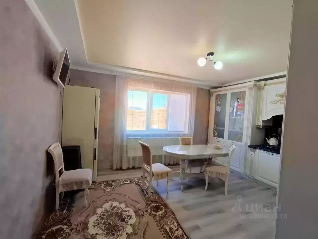 Дом в Крым, Сакский район, Митяевское с/пос, с. Шелковичное ул. ... - Фото 2
