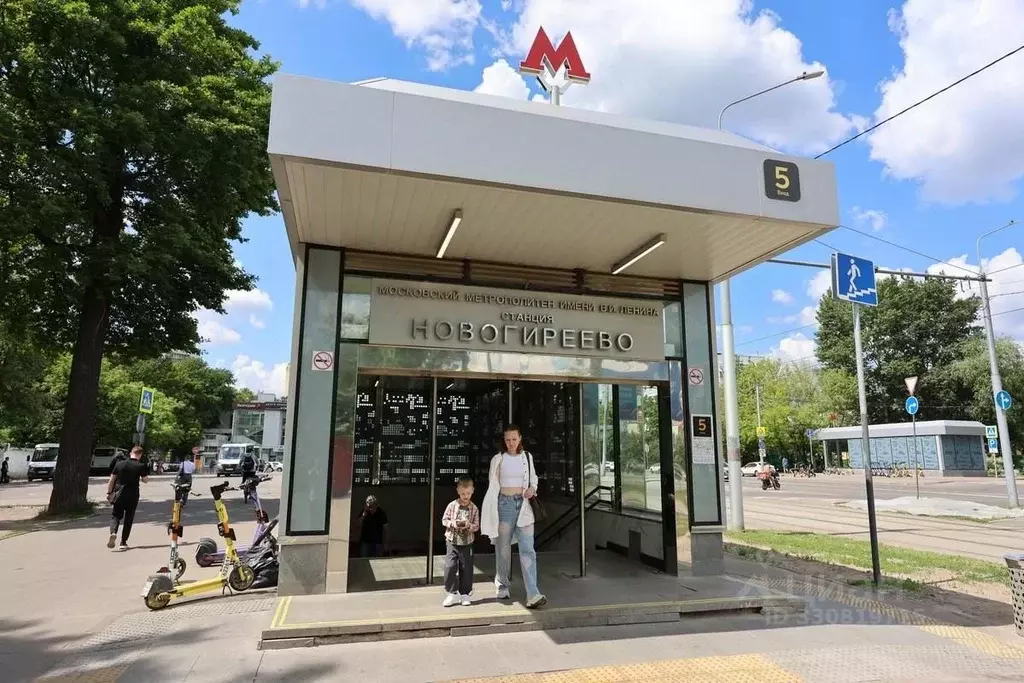 3-к кв. Москва ул. Алексея Дикого, 18 (64.0 м) - Фото 1