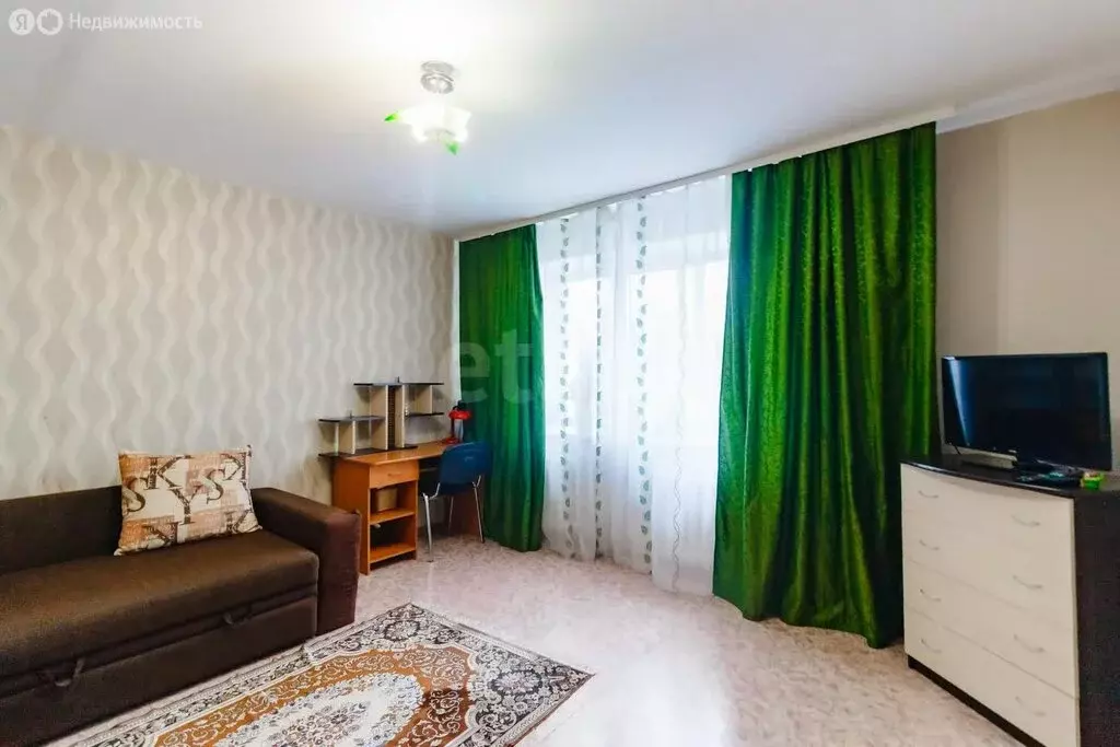 2-комнатная квартира: Комсомольск-на-Амуре, улица Аллея Труда, 40 ... - Фото 1