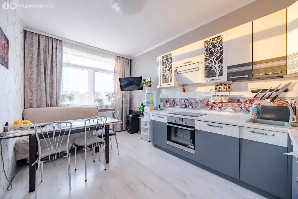 3-комнатная квартира: Бугры, Воронцовский бульвар, 11к6 (69.2 м) - Фото 2