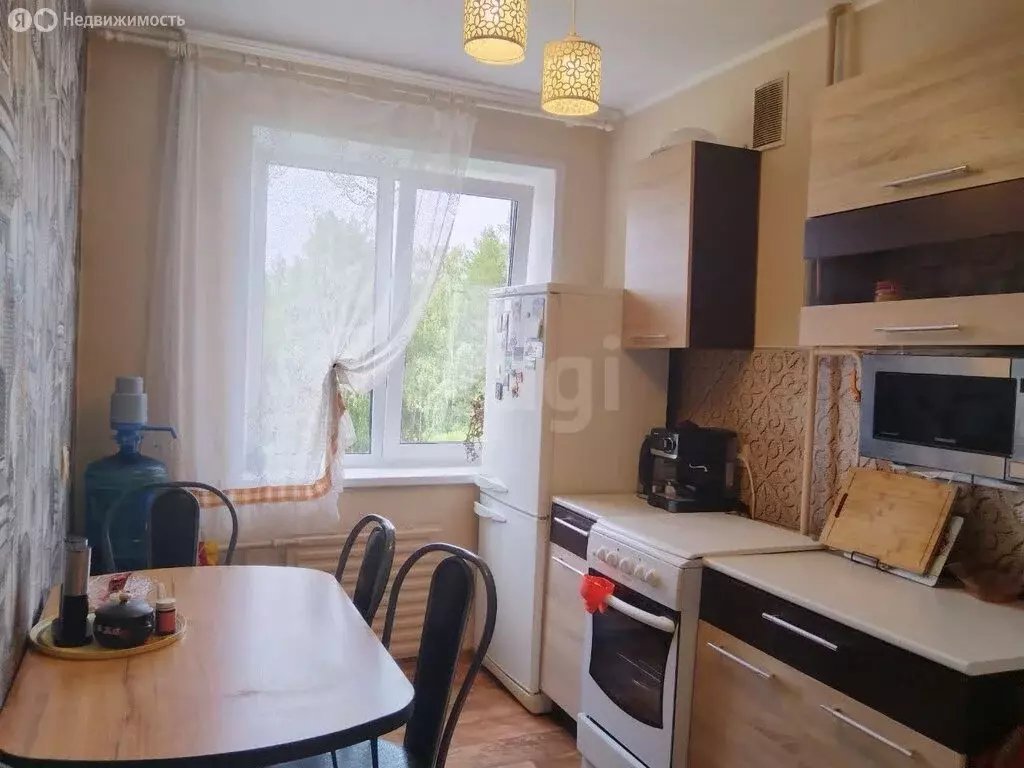 3-комнатная квартира: Пермь, улица Карбышева, 82/2 (60.5 м) - Фото 0