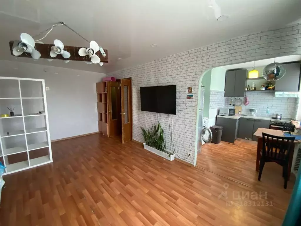 2-к кв. Приморский край, Владивосток ул. Гризодубовой, 53 (50.0 м) - Фото 0