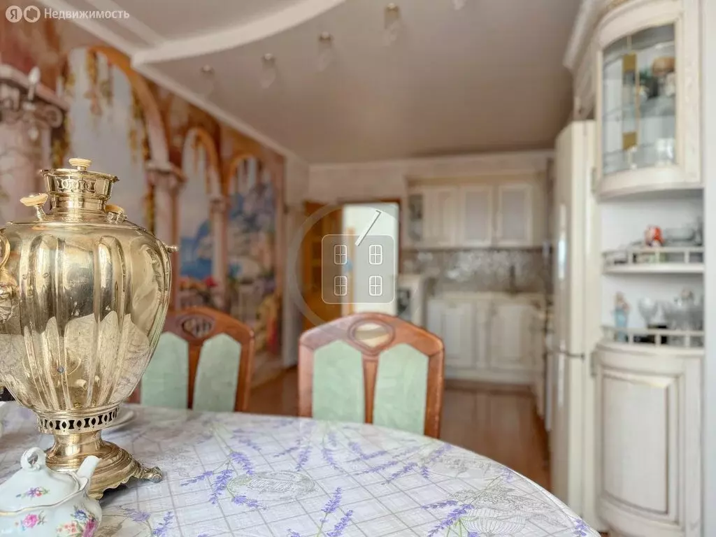 3-комнатная квартира: Калуга, улица Суворова, 38 (130 м) - Фото 2