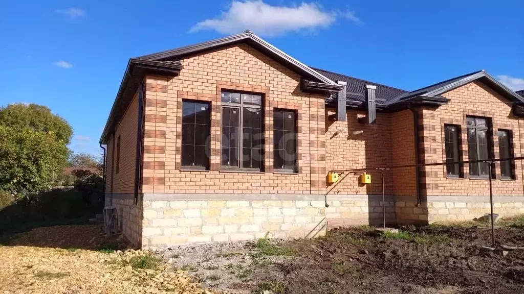 Дом в Ставропольский край, Михайловск Шпаковский район, Широкая ул., 7 ... - Фото 1