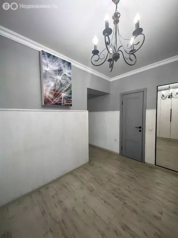 2-комнатная квартира: Красноярск, Судостроительная улица, 86 (77 м) - Фото 0