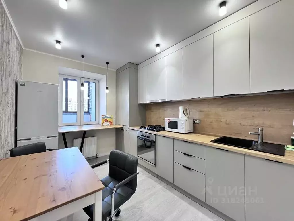 1-к кв. Татарстан, Казань ул. Зур Урам, 1Г (42.0 м) - Фото 2