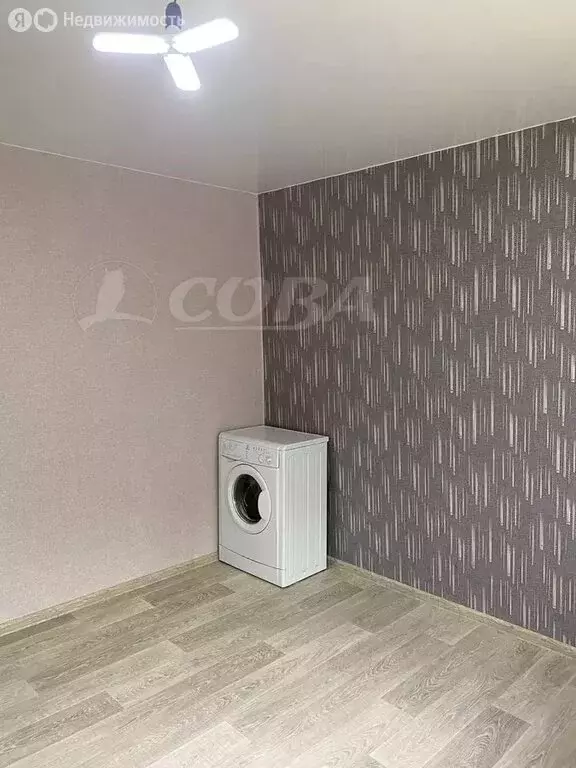 1-комнатная квартира: Тюмень, улица 30 лет Победы, 105 (18.8 м) - Фото 1