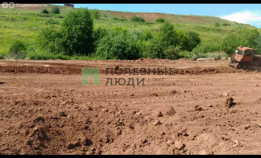Участок в Каракулинский район, село Каракулино (15 м) - Фото 1