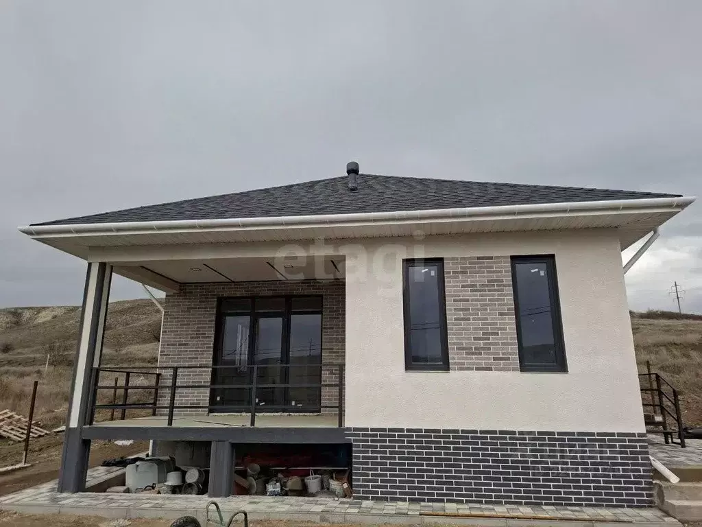 Дом в Крым, Феодосия ул. Сарыголь (92 м) - Фото 1