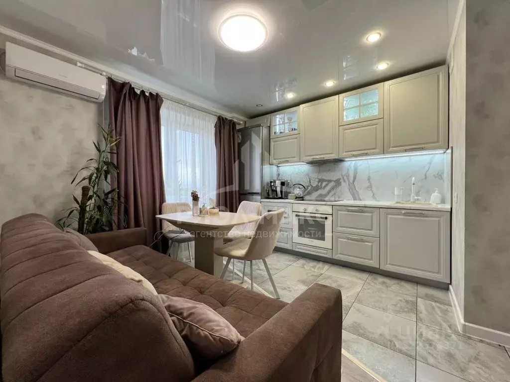 1-к кв. Брянская область, Брянск ул. Комарова, 53 (43.0 м) - Фото 1