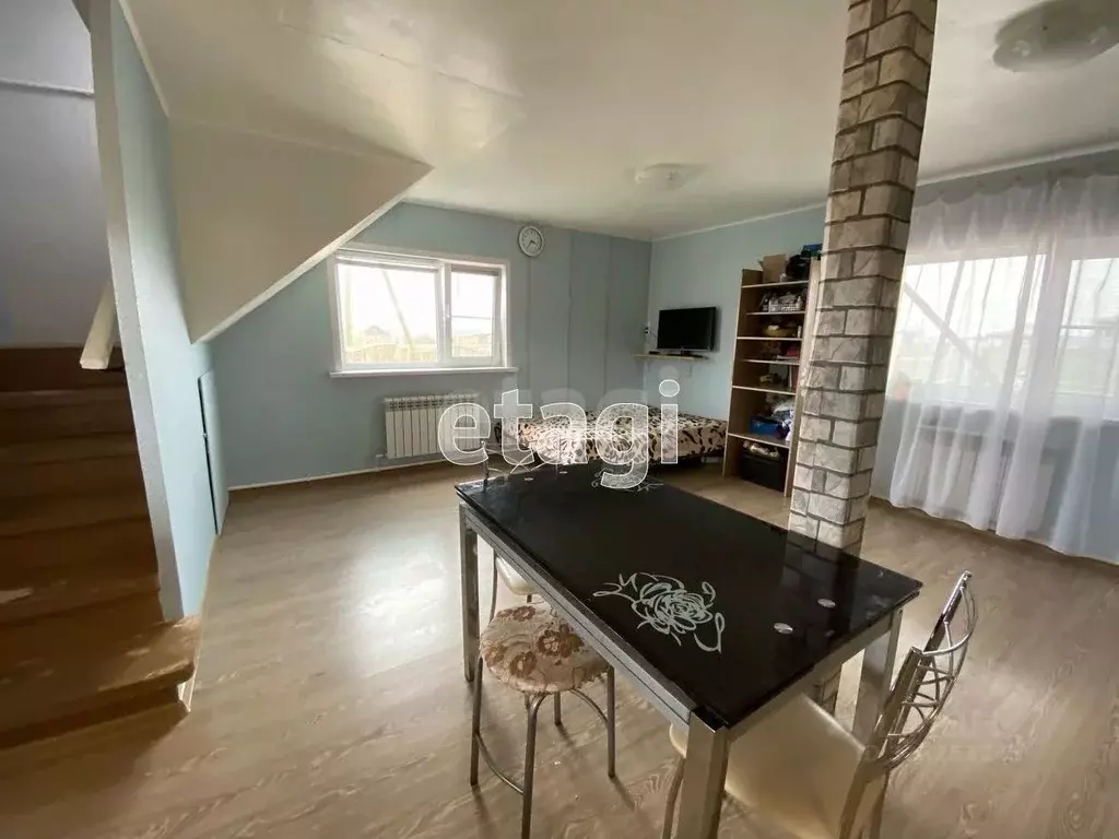 Дом в Курганская область, Шадринский муниципальный округ, с. ... - Фото 1