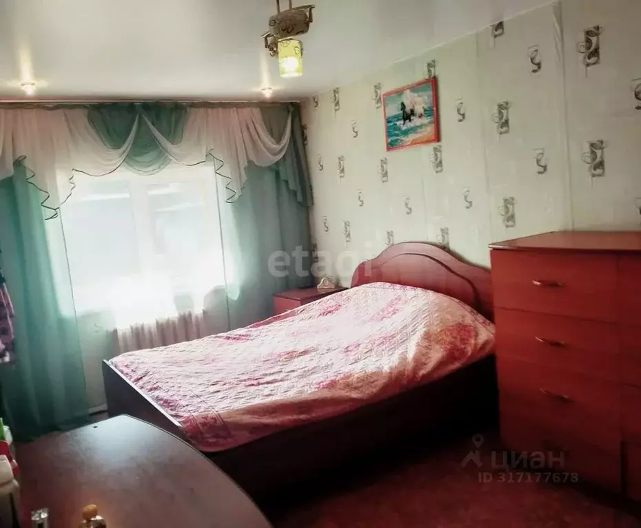 Дом в Амурская область, Белогорск ул. Гоголя, 26 (219 м) - Фото 2