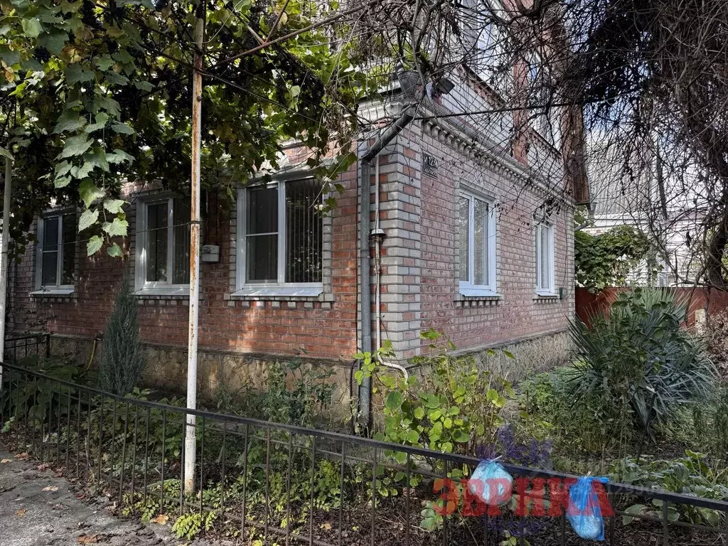 Дом в Краснодарский край, Крымск Адагумская ул., 121 (179 м) - Фото 2